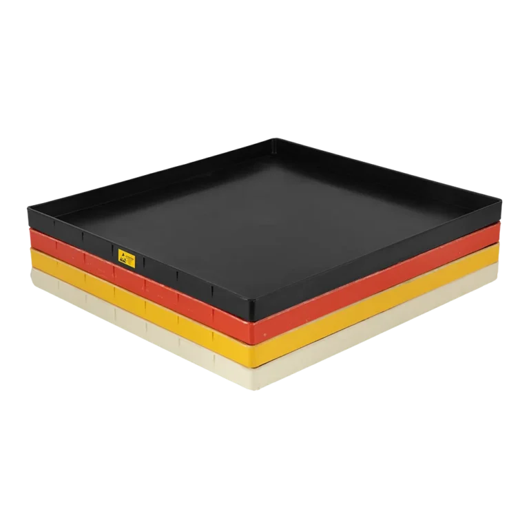 How should an SMT line stage kits in an ESD tray with dividers?