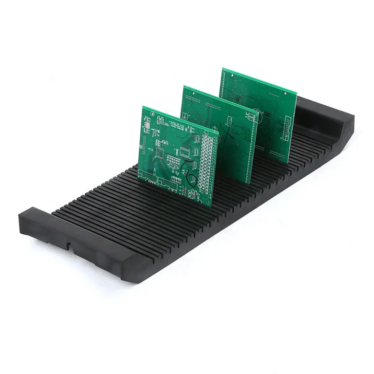 How should an L-shaped ESD rack buffer corners and line ends?