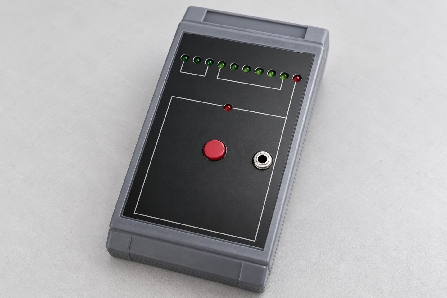 Front controls and indicators of a handheld surface tester