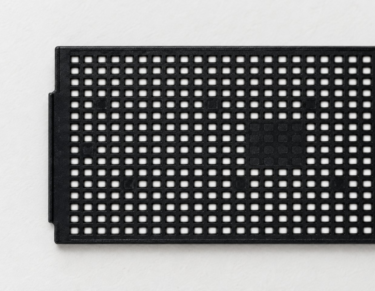 Close view of the SWESD IC tray corner and pocket rows